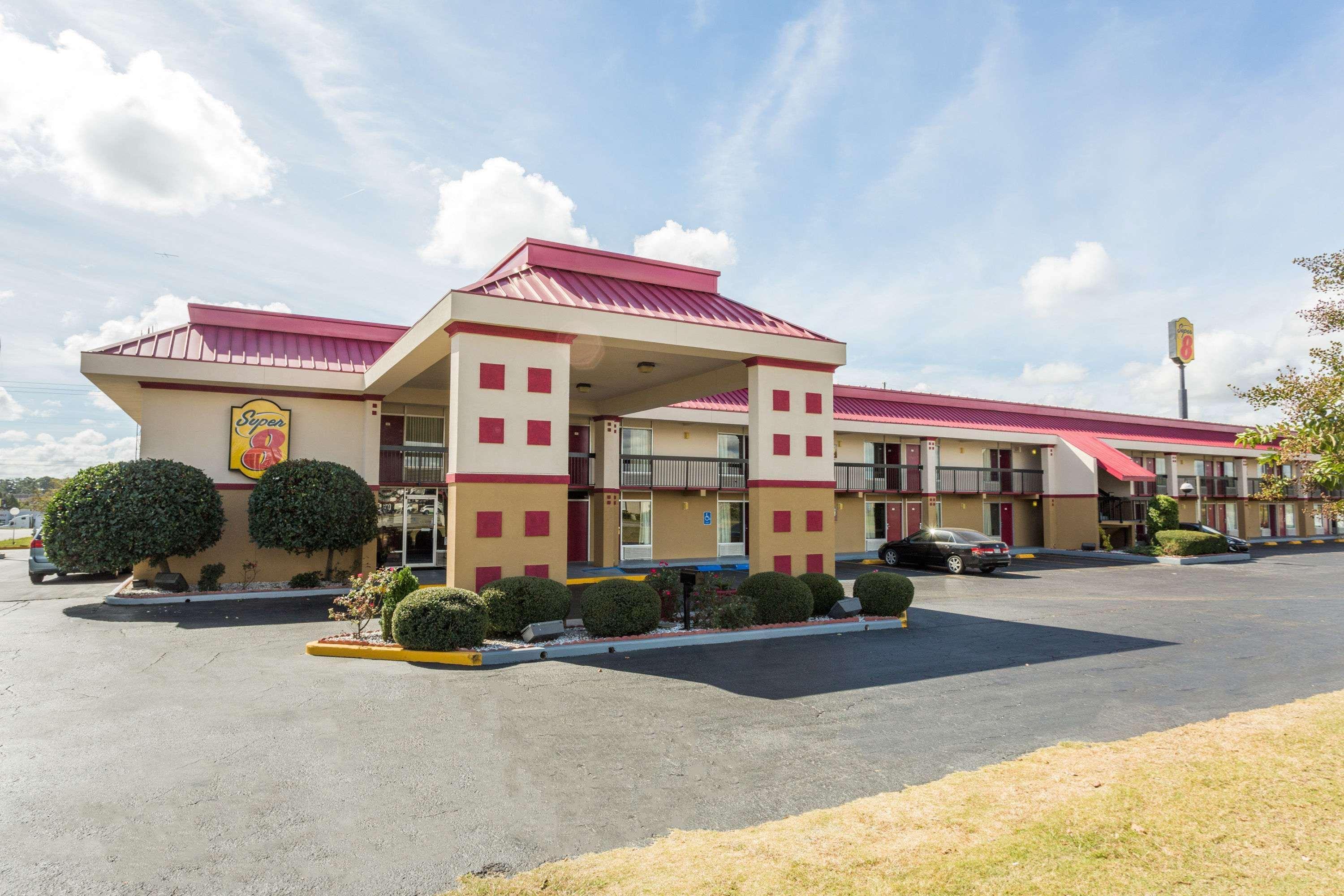 Super 8 By Wyndham Tifton Otel Dış mekan fotoğraf