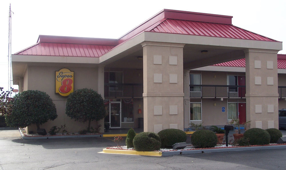 Super 8 By Wyndham Tifton Otel Dış mekan fotoğraf