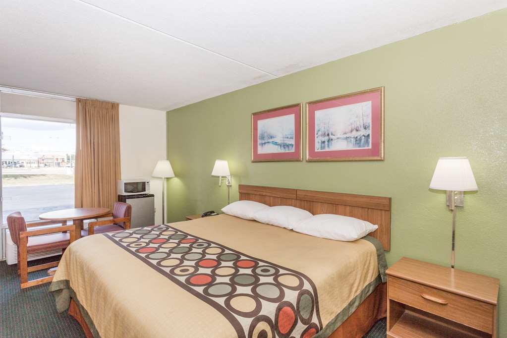 Super 8 By Wyndham Tifton Otel Oda fotoğraf